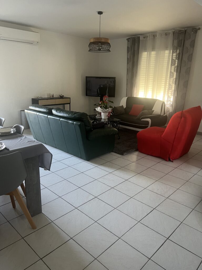 Jolie maison de ville à Ajaccio — photo 10