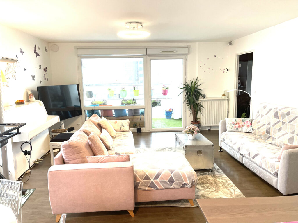 Furnished Apartment in Vannes – 85 m² with Terrace, Recent Building — photo 10