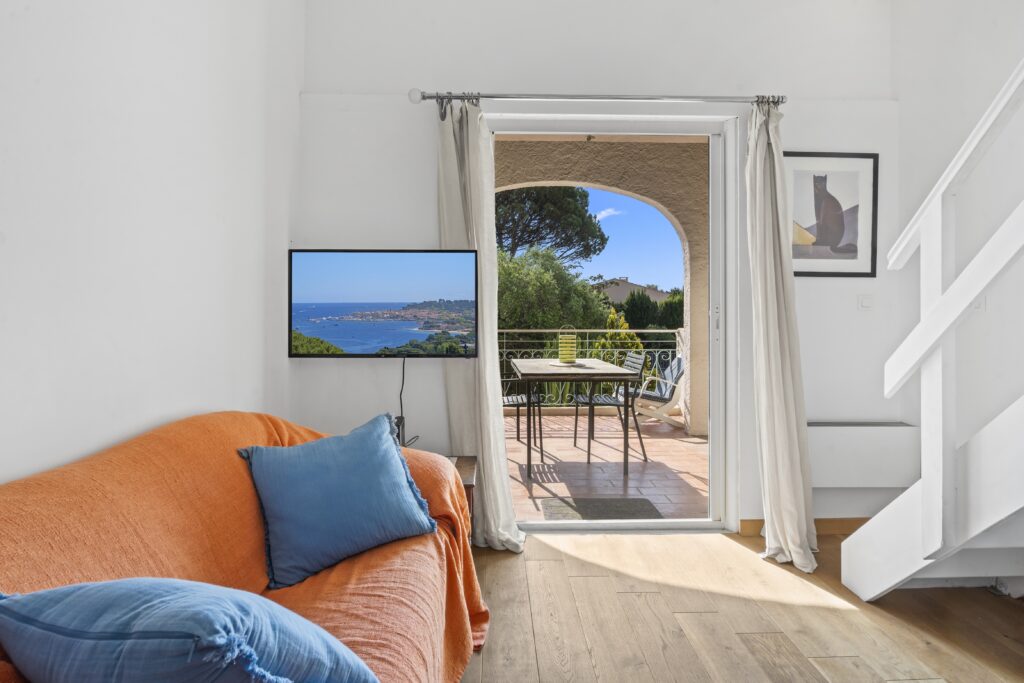 Appartement meublé à Saint-Tropez – résidence calme avec piscine — photo 1