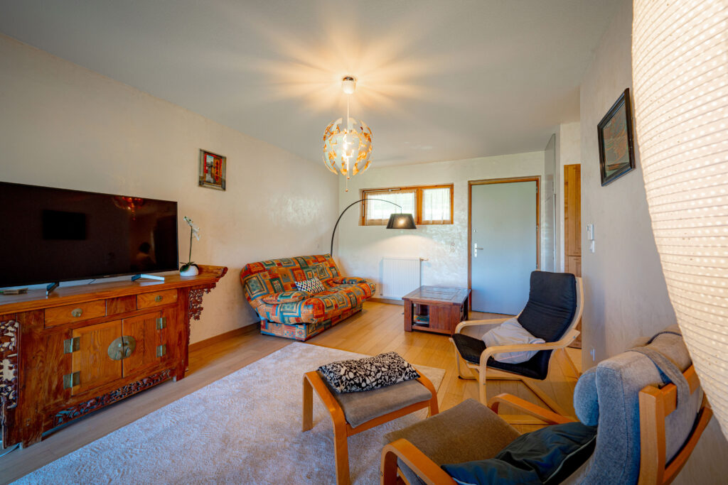48 m² Furnished Apartment Near Chambéry with Mountain Views — photo 2