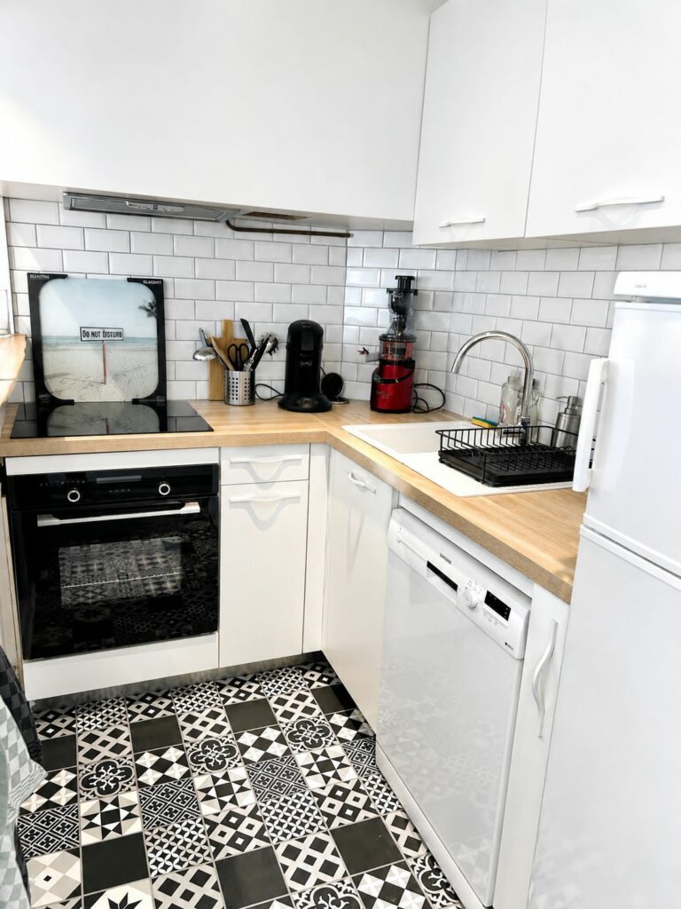 One-Bedroom Rental with Terrace in Lacanau Océan — photo 9