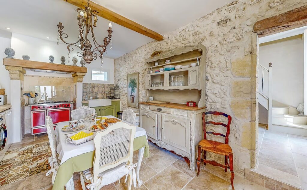 Stone mazet with private pool in Port-Sainte-Foy-et-Ponchapt — photo 8