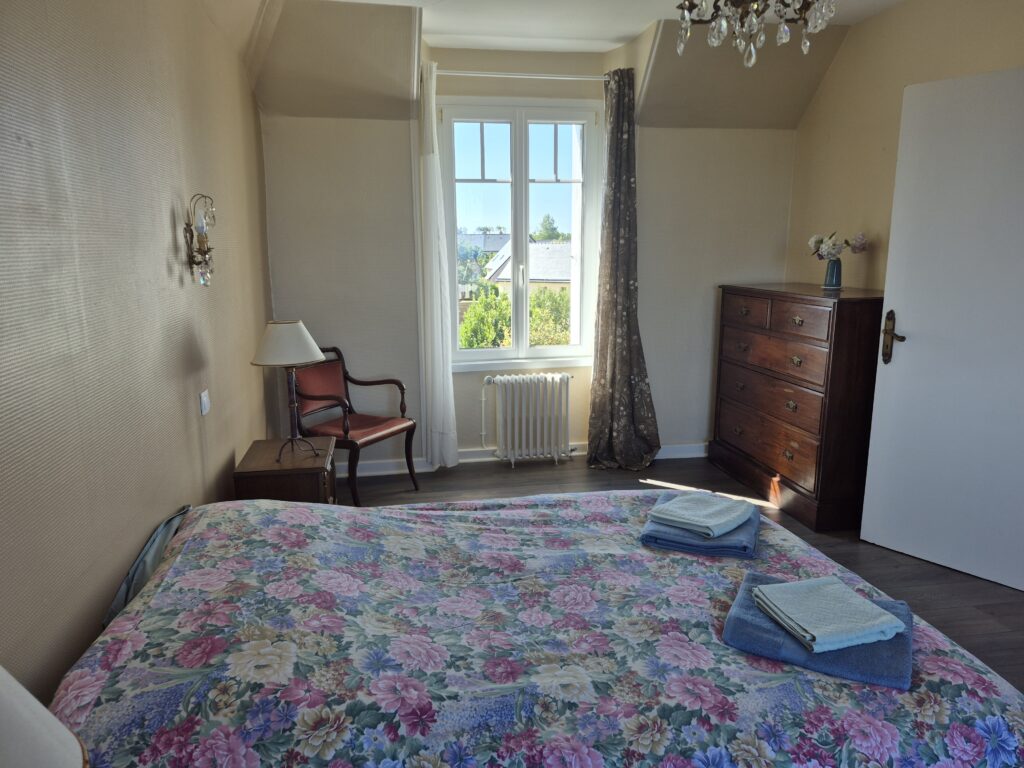 Breton Stone House in Trébeurden, Sea-View Garden, Near Beaches — photo 16