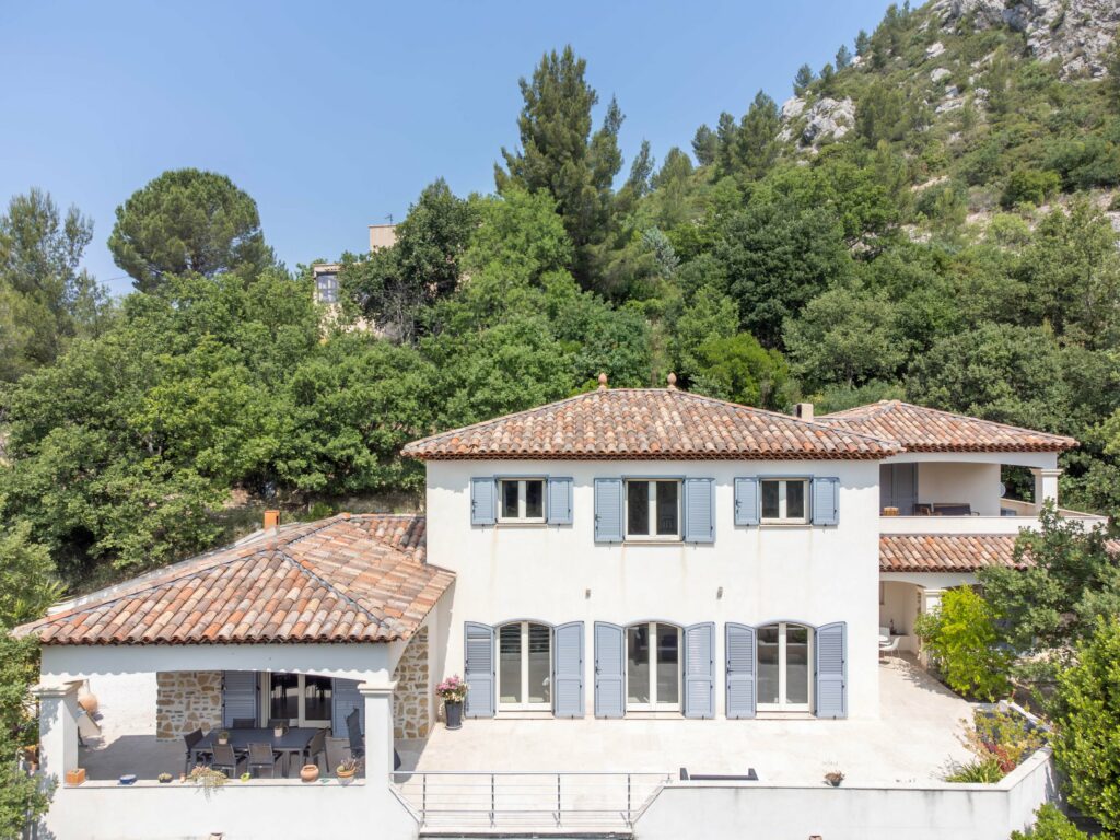 Bastide de charme avec piscine • Gémenos campagne — photo 1