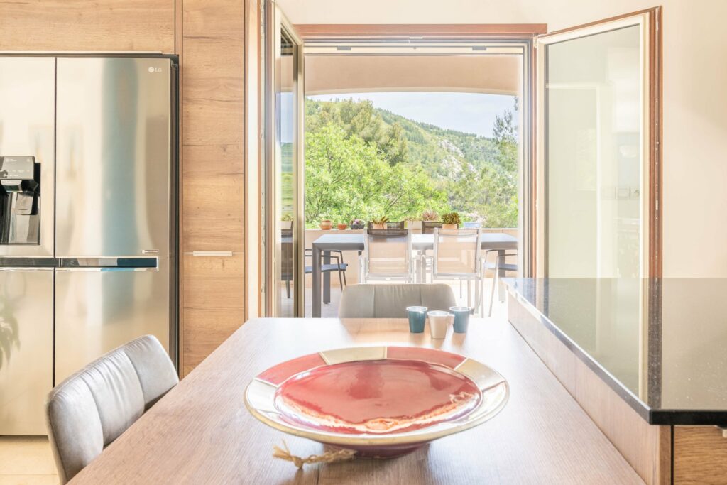 Bastide de charme avec piscine • Gémenos campagne — photo 13