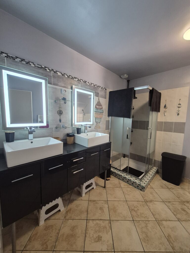 3-Bedroom House Between Pine Forest and Beach — photo 16