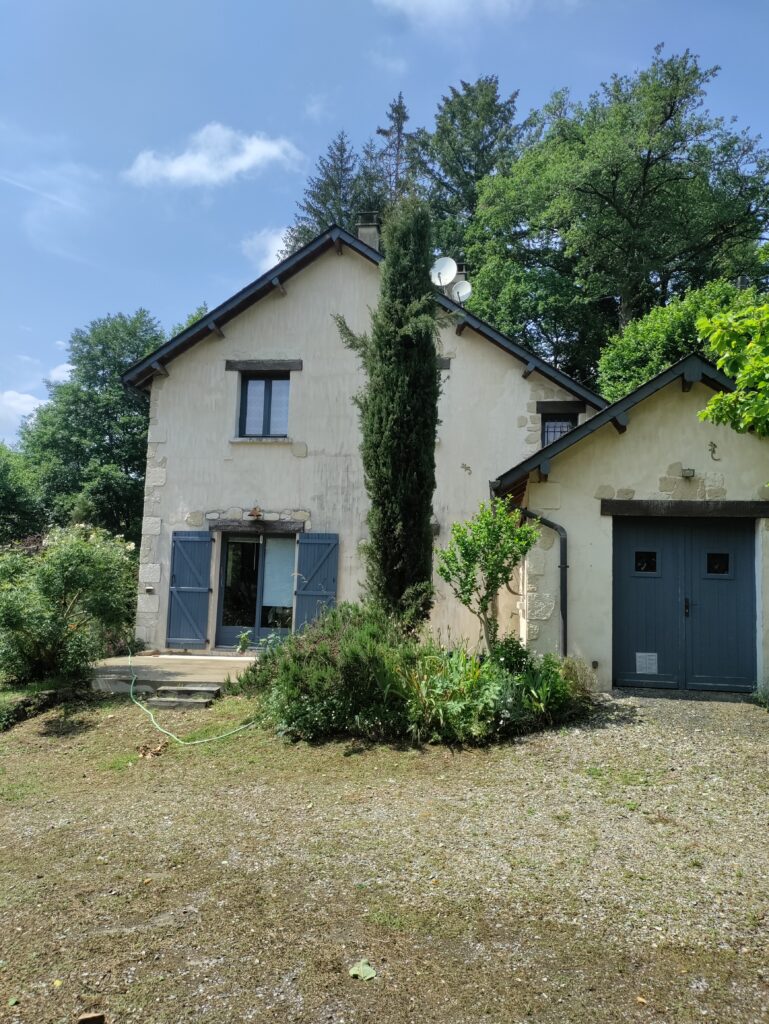 Ancien Moulin en bord de rivière — photo 1