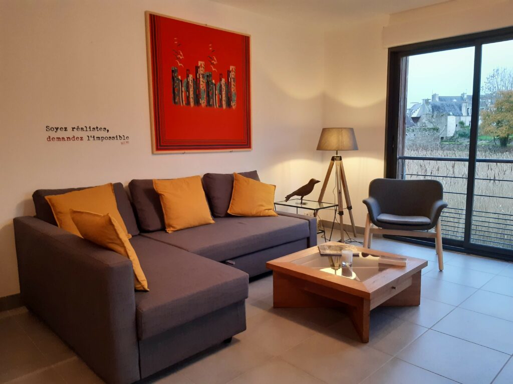 Bel appartement avec terrasse et vue au pied du village de Pont-Croix — photo 1