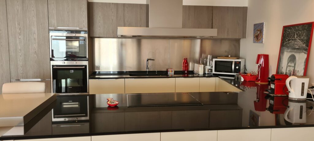 T4 meublé 120 m² avec terrasses – Albitreccia bord de mer — photo 4