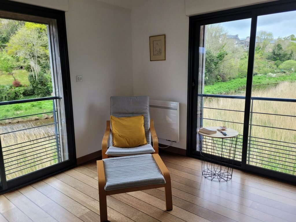 Bel appartement avec terrasse et vue au pied du village de Pont-Croix — photo 12