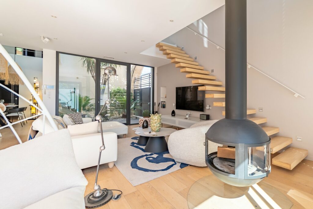 Villa d’architecte loft & arts avec piscine, jacuzzi et salle de sport à 15 mn de Nîmes — photo 2