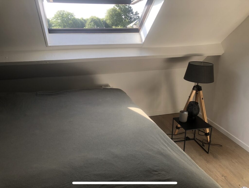 Appartement meublé au calme – Péroy-les-Gombries — photo 1