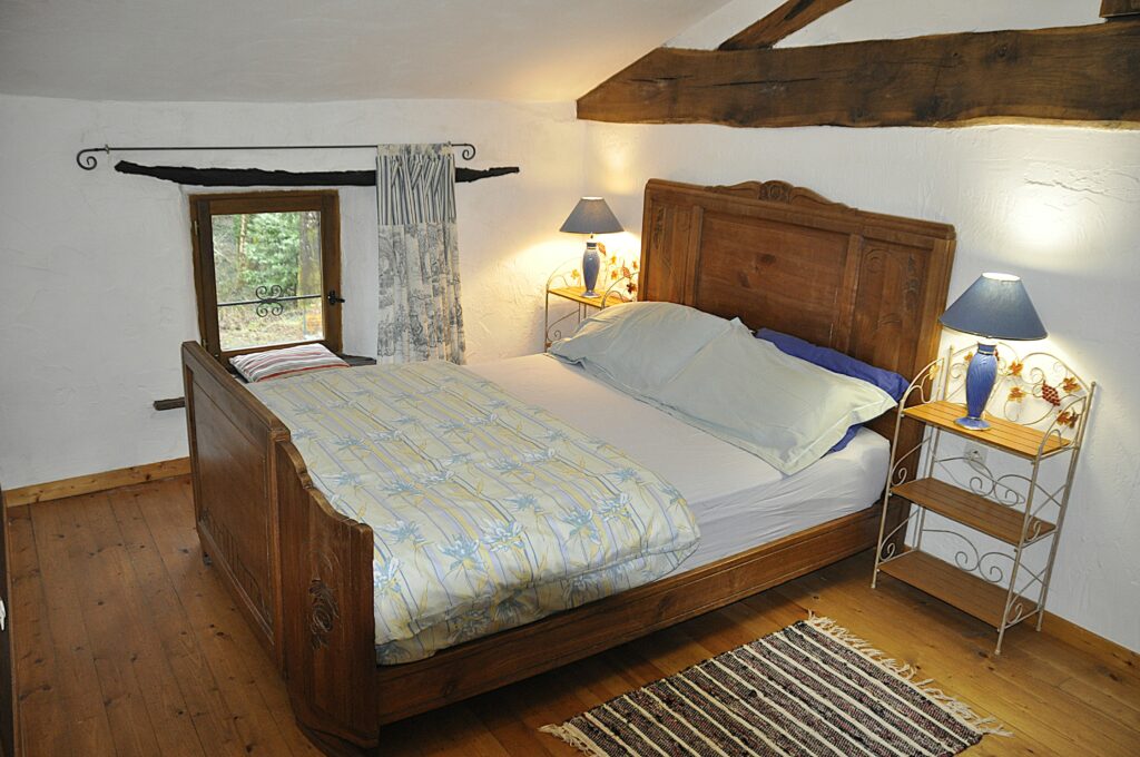 Gîte idyllique au charme intemporel de la pierre apparente — photo 4