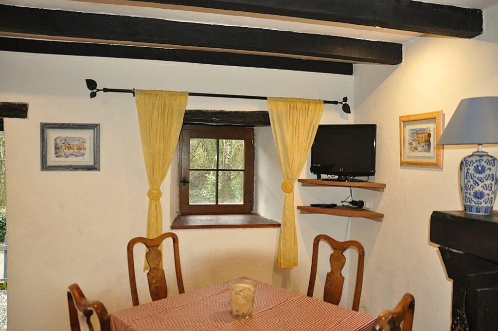 Gîte idyllique au charme intemporel de la pierre apparente — photo 8