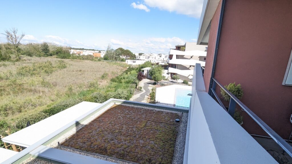 2-Bedroom Apartment with Private Terrace in Sérignan — photo 3