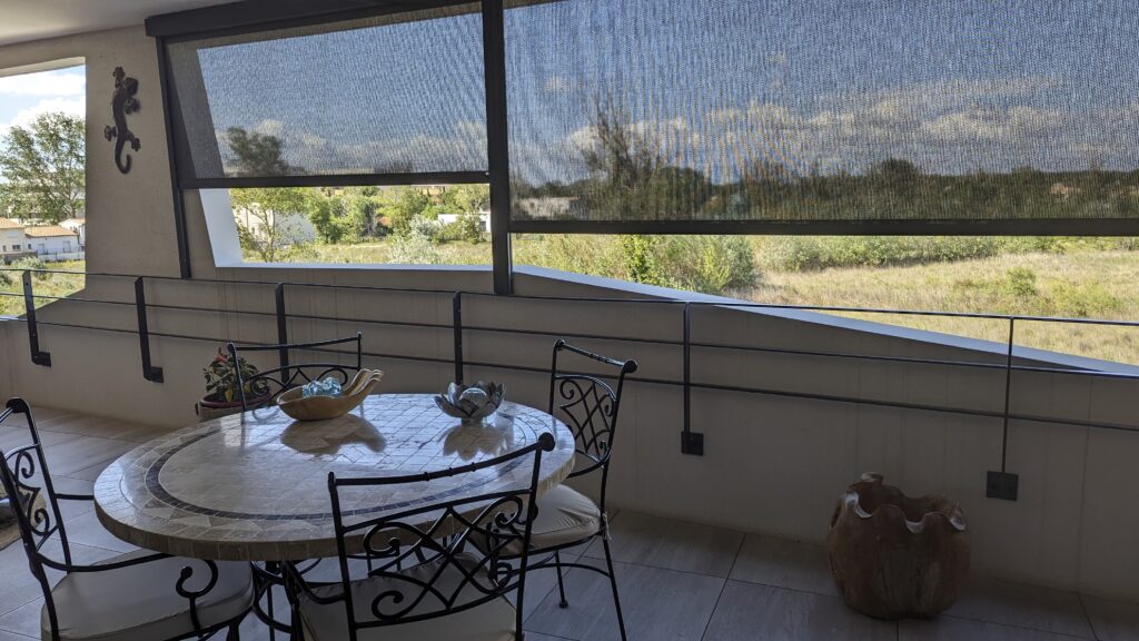 2-Bedroom Apartment with Private Terrace in Sérignan — photo 4