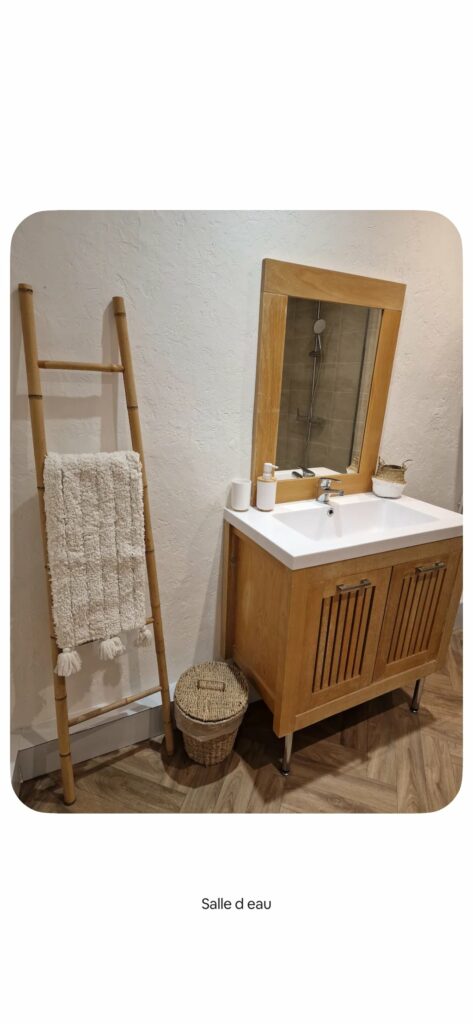 Cozy 46 m² Furnished Flat in Belgentier Village Centre — photo 7
