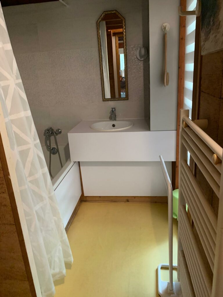 Maison meublée de 120 m² à Lacanau – Belle maison meublée en bois à Lacanau lac – photo 10