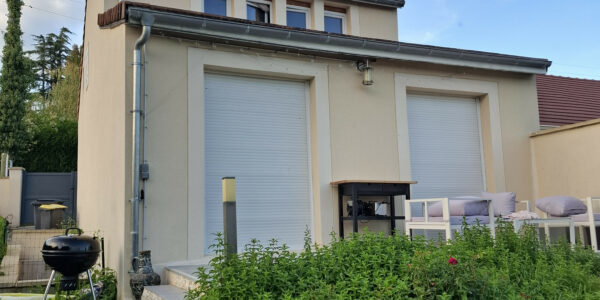 Furnished House with Garden in Le Val-Saint-Germain (91)