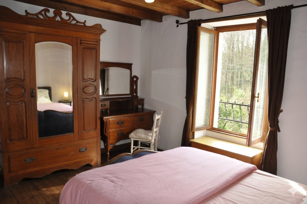 Gîte de caractère au cœur des glycines et d’une magnifique vallée verdoyante — photo 12