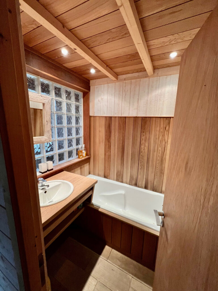 Belle maison entre bassin et océan — photo 23