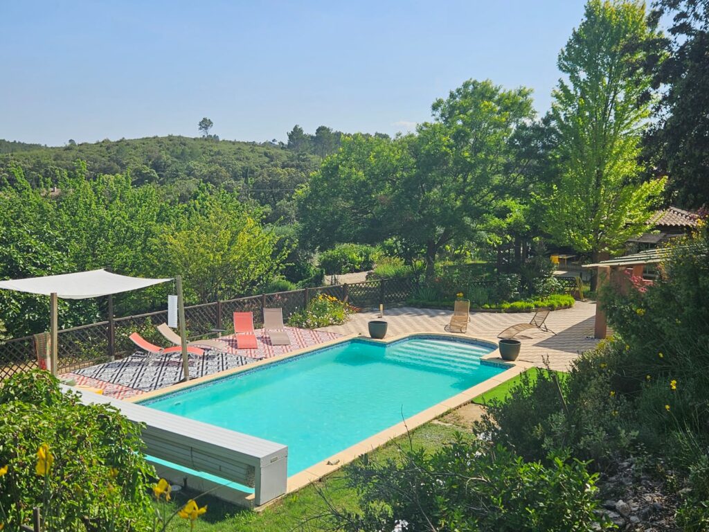 Maison meublée de 150 m² à Cotignac – Maison provençale avec piscine et cuisine d’été à Cotignac – photo 1