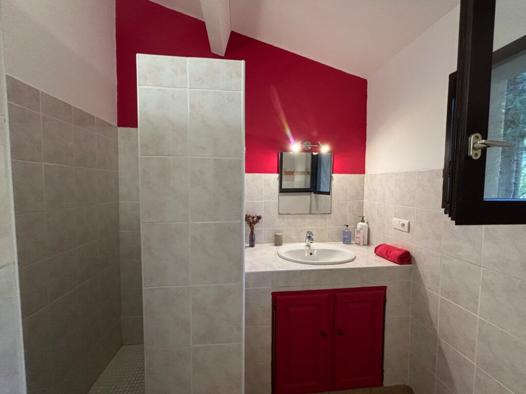 Maison meublée de 63 m² à Fontvieille – Maison meublée 63 m² avec jardin à Fontvieille – photo 5