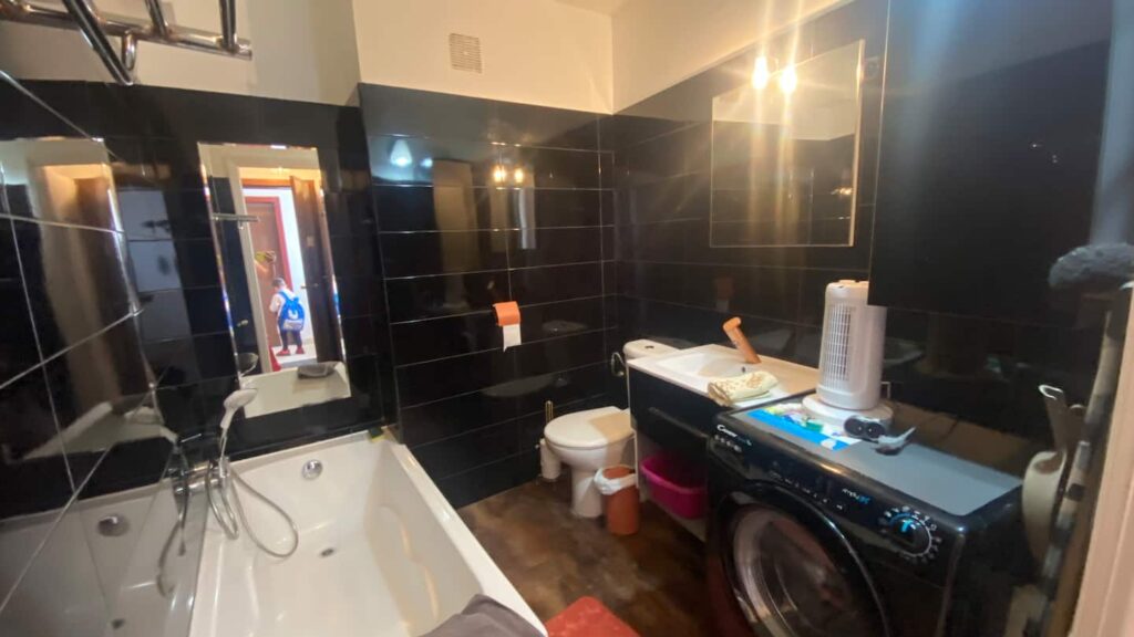 Appartement meublé de 28 m² à Vallauris – Studio climatisé 28 m2 avec balcon – Golfe-Juan, Vallauris – photo 12