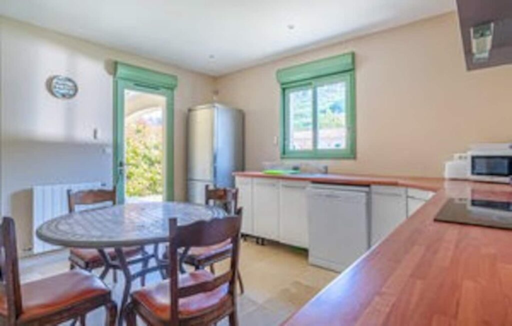 Maison meublée de 120 m² à Plan-d'Aups-Sainte-Baume – Maison 3 chambres avec cheminée – Plan-d’Aups-Sainte-Baume – photo 14