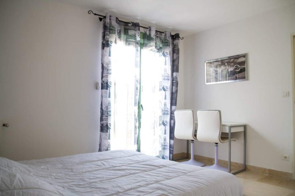 Maison meublée de 120 m² à Plan-d'Aups-Sainte-Baume – Maison 3 chambres avec cheminée – Plan-d’Aups-Sainte-Baume – photo 4