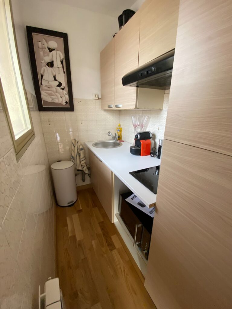 Appartement meublé de 28 m² à Vallauris – Studio climatisé 28 m2 avec balcon – Golfe-Juan, Vallauris – photo 8