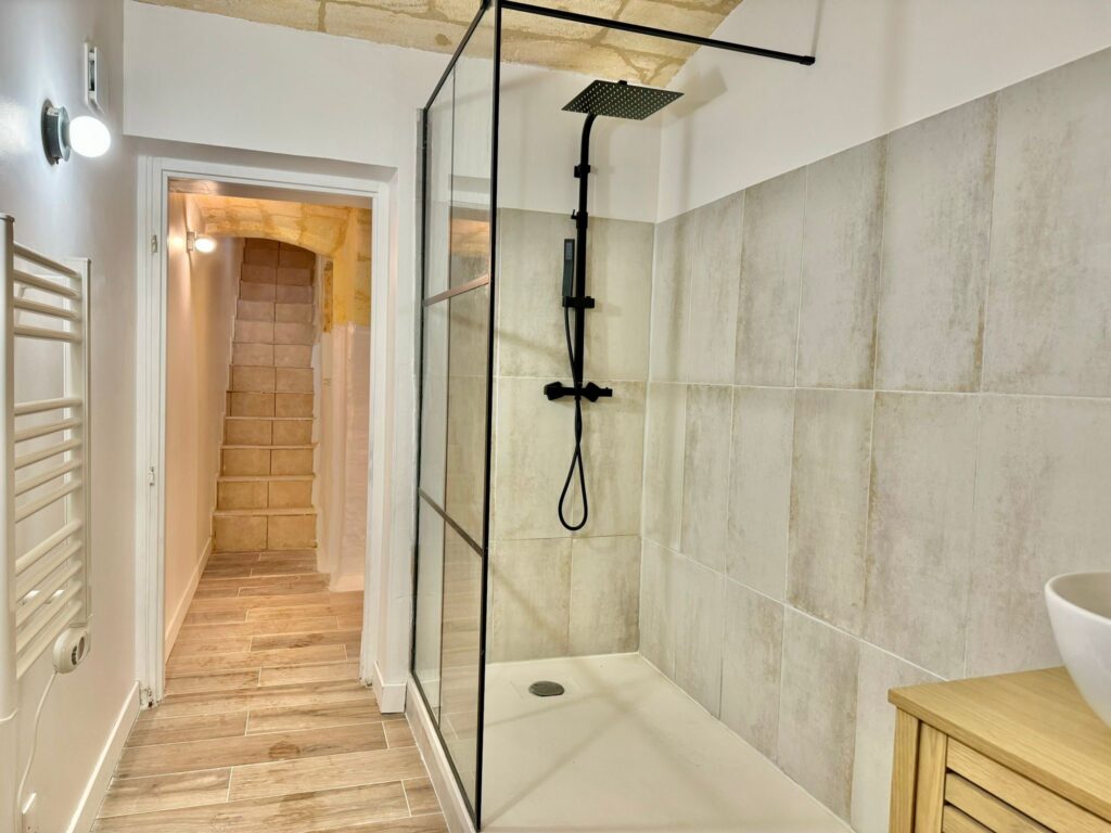 Appartement meublé de 71 m² à Bordeaux – Appartement centre ville de Bordeaux – photo 8