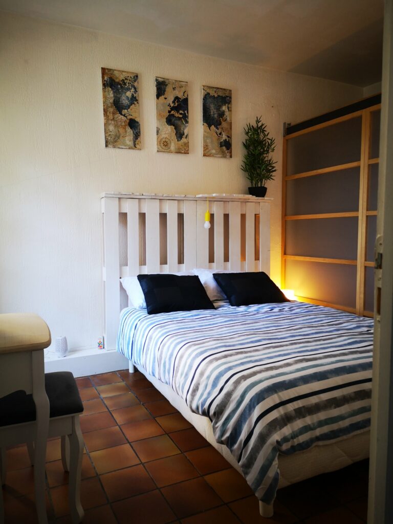 Appartement meublé de 45 m² à Carqueiranne – Appartement avec jardin et vue mer – photo 4
