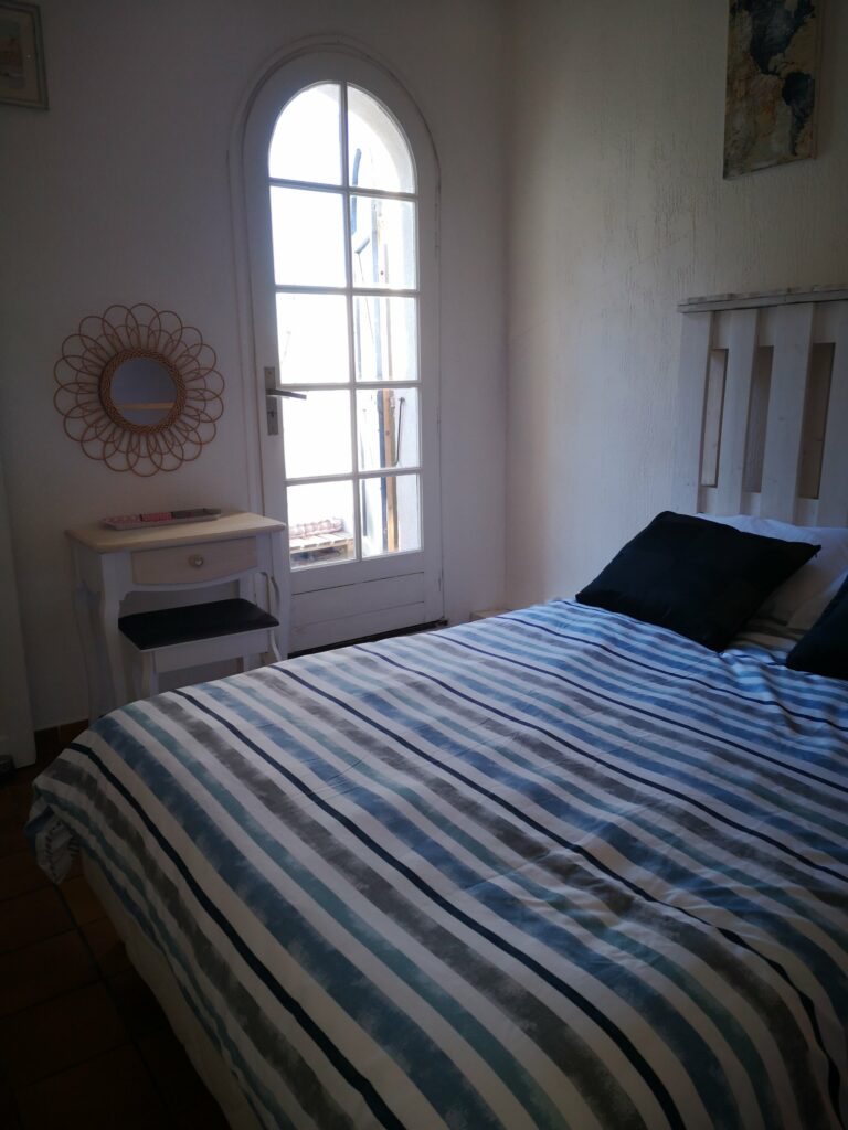 Appartement meublé de 45 m² à Carqueiranne – Appartement avec jardin et vue mer – photo 5