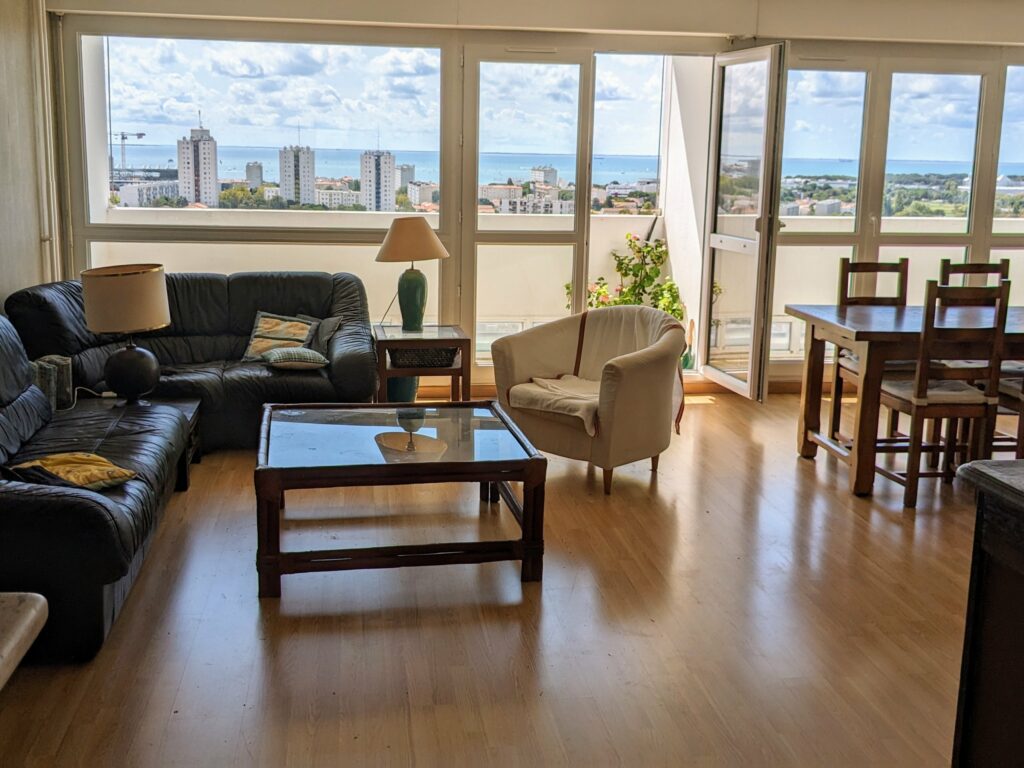 Appartement meublé de 100 m² à La Rochelle – Appartement meublé vue mer 100 m² – La Rochelle – photo 1