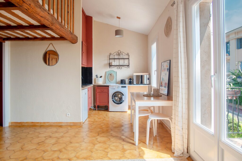 Appartement meublé de 28 m² à Saint-Jean-Cap-Ferrat – Appartement avec balcon au calme – photo 3