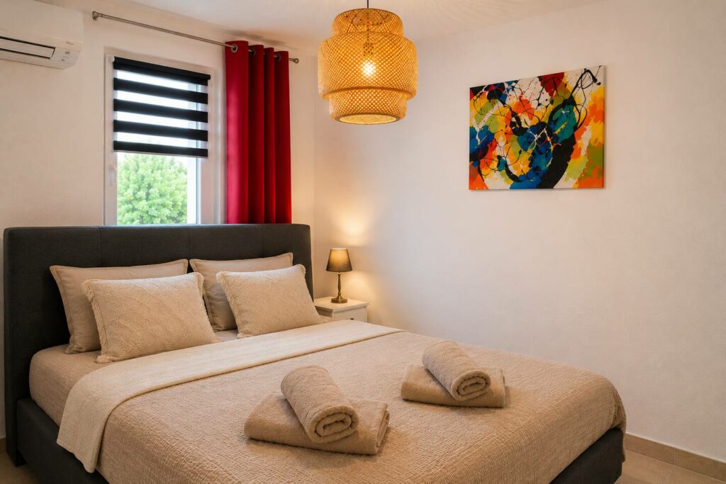 Appartement meublé de 35 m² à Salon-de-Provence – Appartement T2 climatisé en centre historique – Salon-de-Provence – photo 4