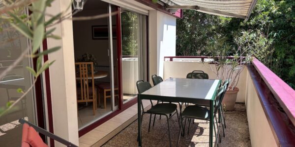 Appartement 2 chambres avec terrasse – Centre ville Hossegor