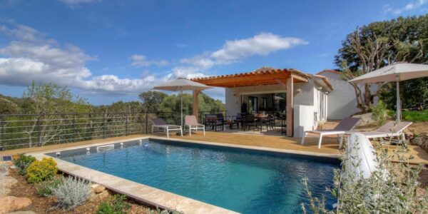 Maison meublée de 95 m² à Sotta