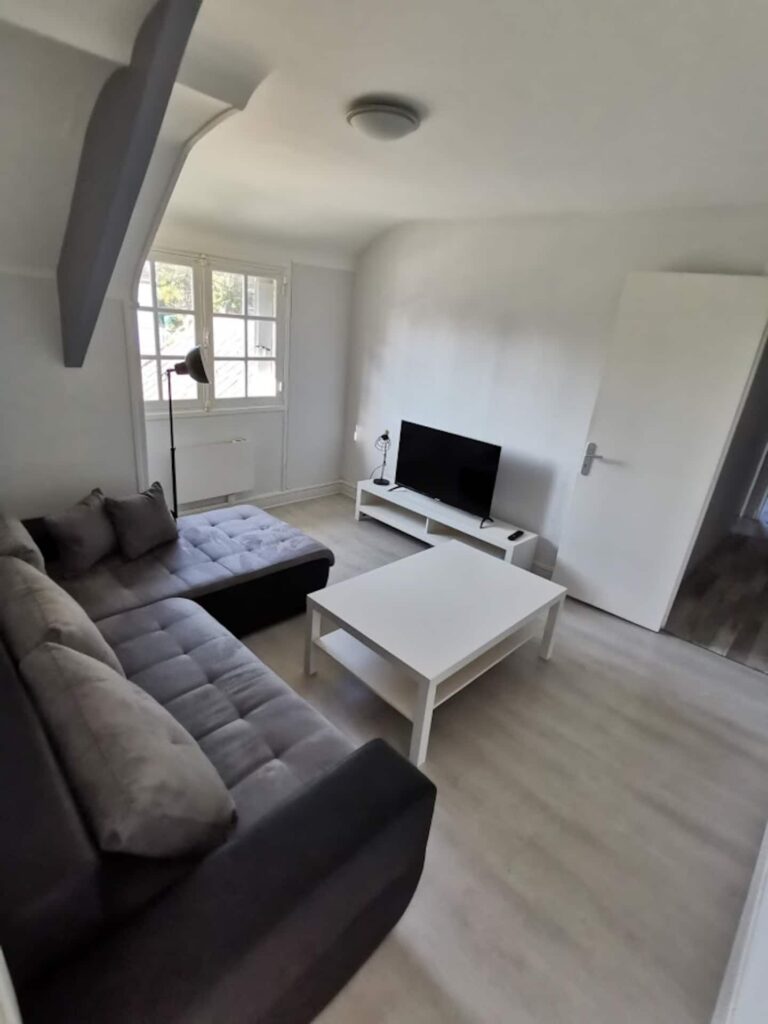 Appartement meublé de 52 m² à Merville-Franceville-Plage – Appartement 3 chambres à 100 m de la plage – vue mer – photo 1
