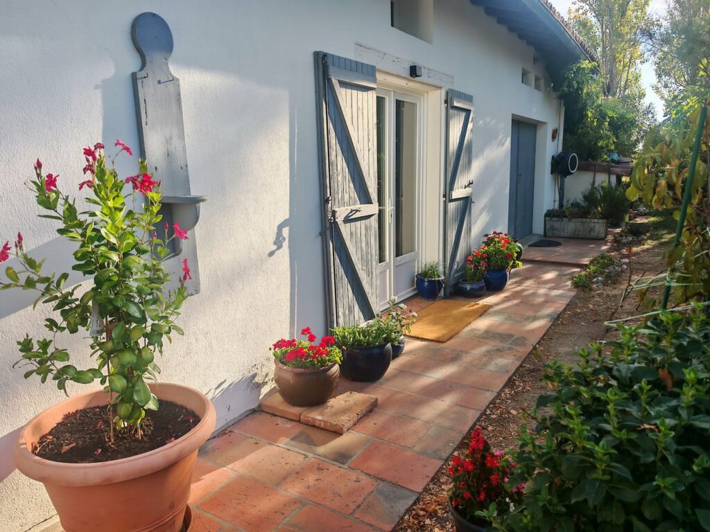 Maison meublée de 82 m² à Aignes – Gite de charme – 2 chambres avec jardin et piscine – Aignes – photo 3
