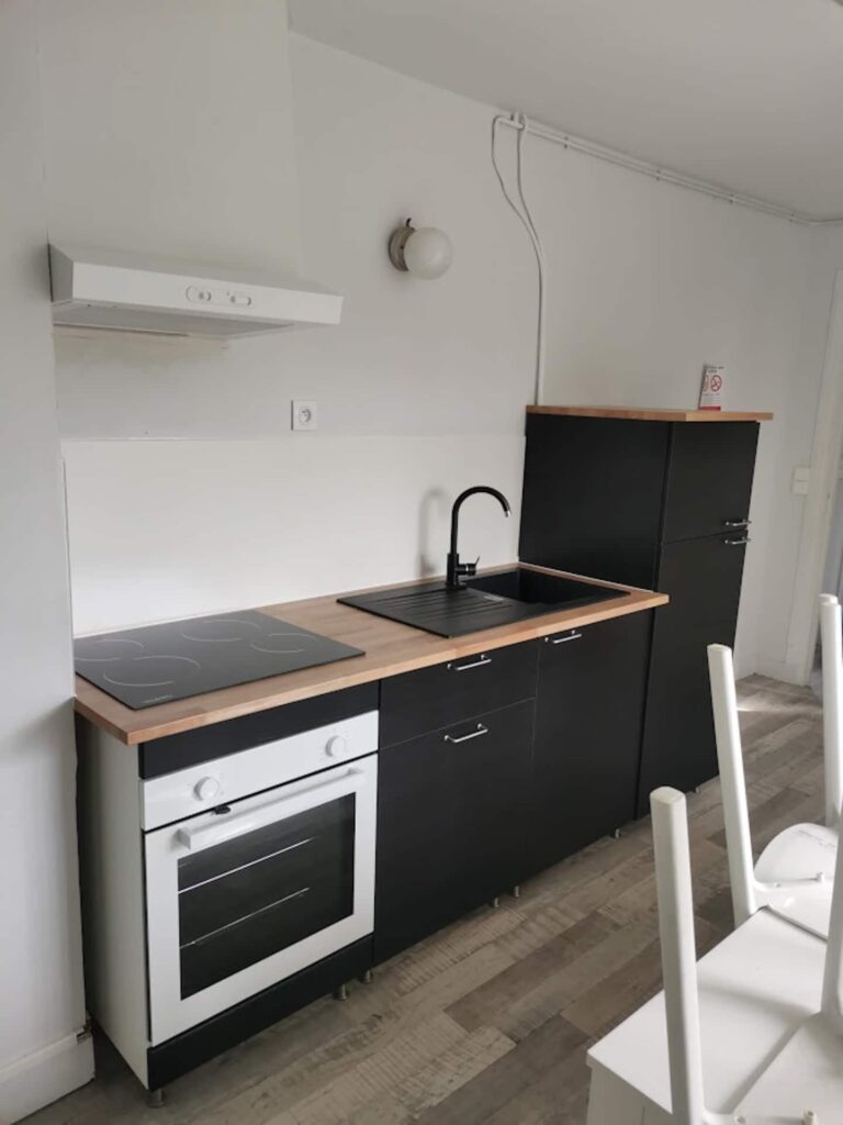 Appartement meublé de 52 m² à Merville-Franceville-Plage – Appartement 3 chambres à 100 m de la plage – vue mer – photo 3