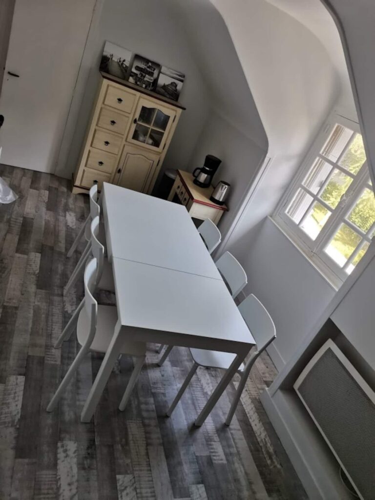 Appartement meublé de 52 m² à Merville-Franceville-Plage – Appartement 3 chambres à 100 m de la plage – vue mer – photo 2