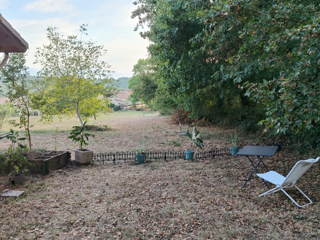 Maison meublée de 30 m² à Castillon-de-Saint-Martory – Charmant studio face aux Pyrénées dans un cadre verdoyant et reposant – photo 5