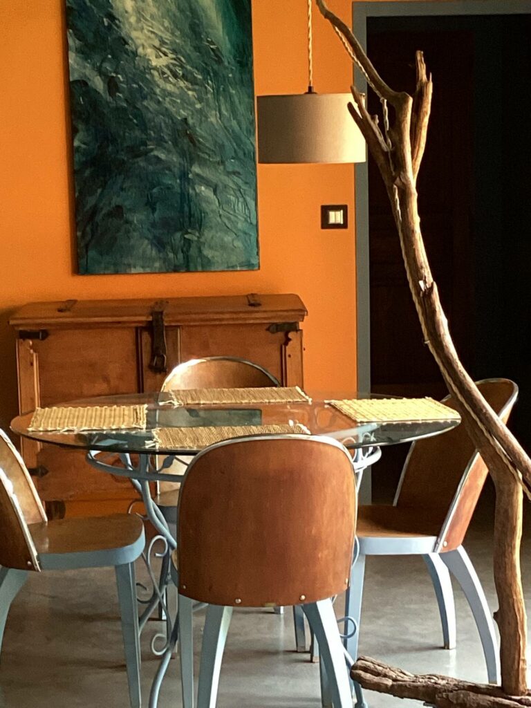 Maison meublée de 120 m² à Champagné-les-Marais – Maison d’artistes 120 m² à Champagné-les-Marais – photo 1