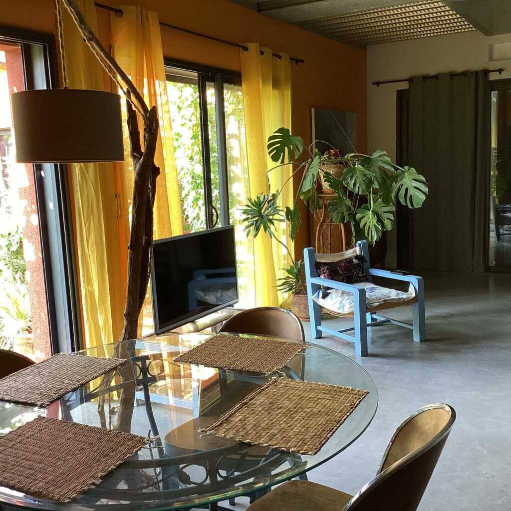 Maison meublée de 120 m² à Champagné-les-Marais – Maison d’artistes 120 m² à Champagné-les-Marais – photo 12