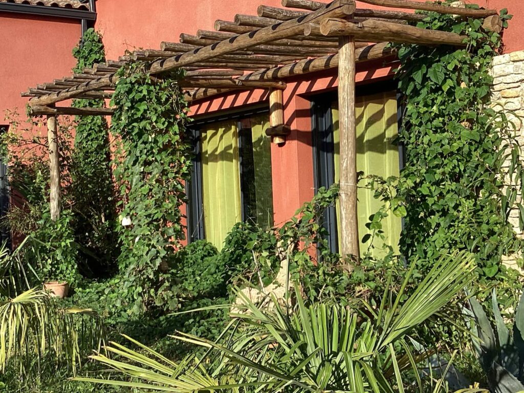 Maison meublée de 120 m² à Champagné-les-Marais – Maison d’artistes 120 m² à Champagné-les-Marais – photo 6