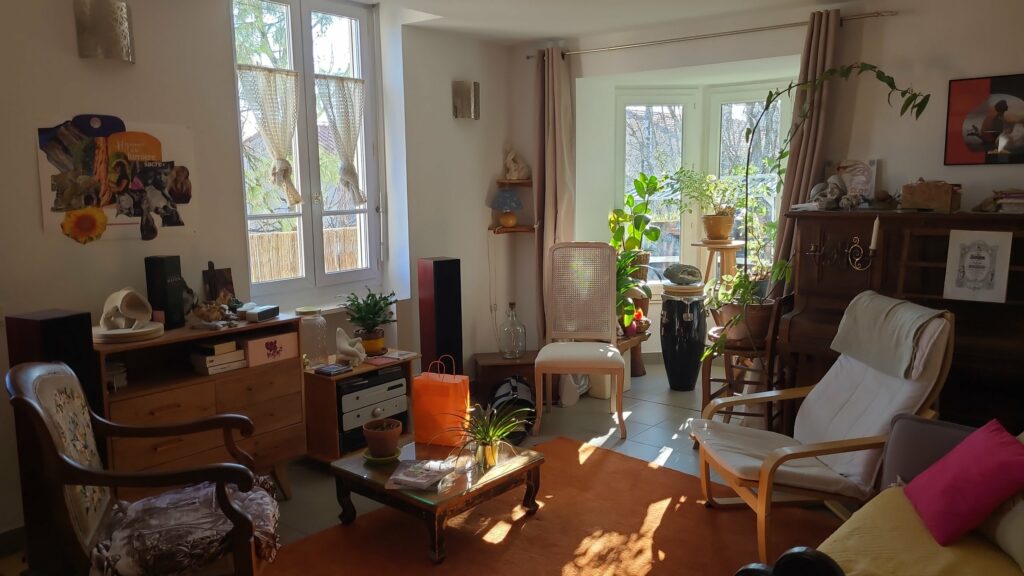 Maison meublée de 130 m² à Oullins-Pierre-Bénite – Maison d’architecte avec jardin • Oullins-Pierre-Bénite – photo 10