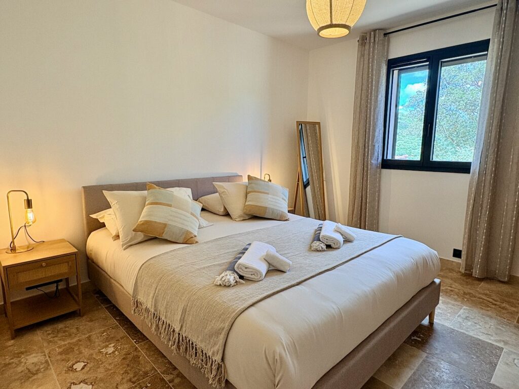 Maison meublée de 105 m² à Sotta – Villa 3 chambres avec cuisine d’été et jardin clos – Sotta – photo 7